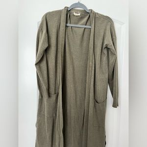 Debut, Size Small, Cardigan